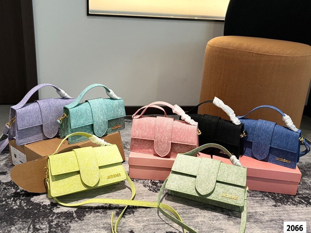JACQUEMUS ライトグリーン ショルダーバッグ JACQUEMUS | Official Store | Bags, Clothing & Accessories