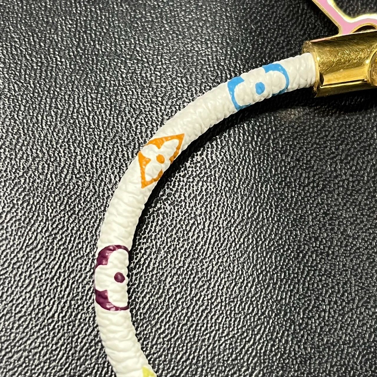 モノグラム マルチ
