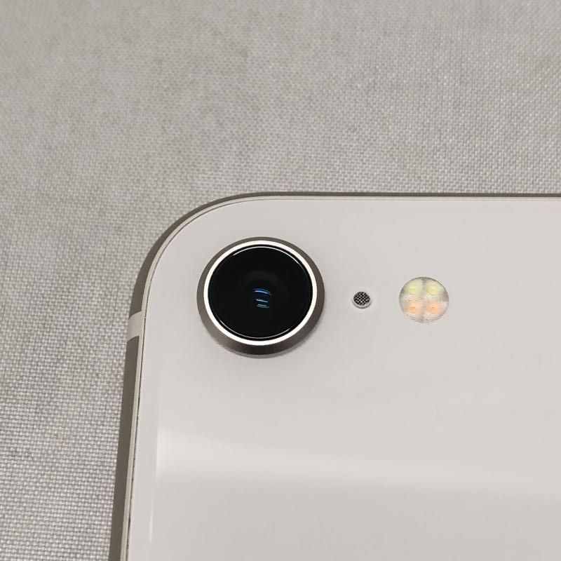 中古】Apple iPhone SE 第3世代 128GB スターライト MMYG3J/A SIM