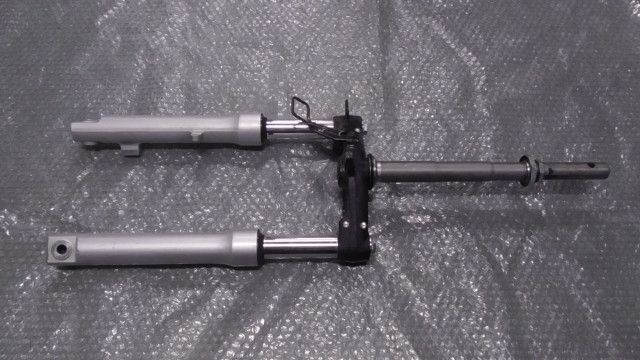 ベンリィ プロ ESP AA05-1003xxx の フロントフォーク 1748392765