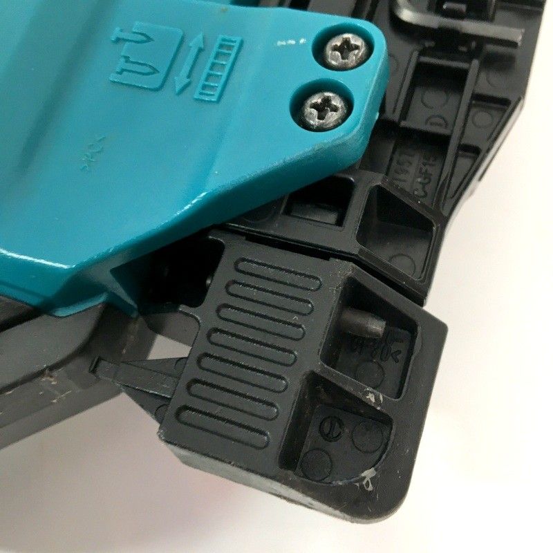 ピン釘打機 makita