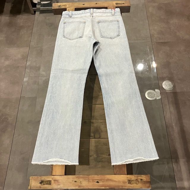 MEYAME メヤメ EVERYDAY FLARE DENIM （LIGHT BLUE） エブリデイ フレア デニム ジーンズ パンツ 新品 -  メルカリ