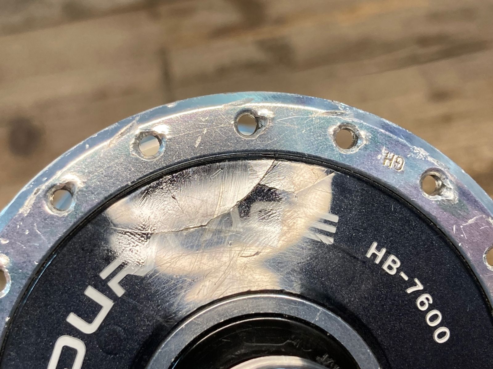 IS715 シマノ SHIMANO デュラエース DURA-ACE HB-7600 フロントハブ