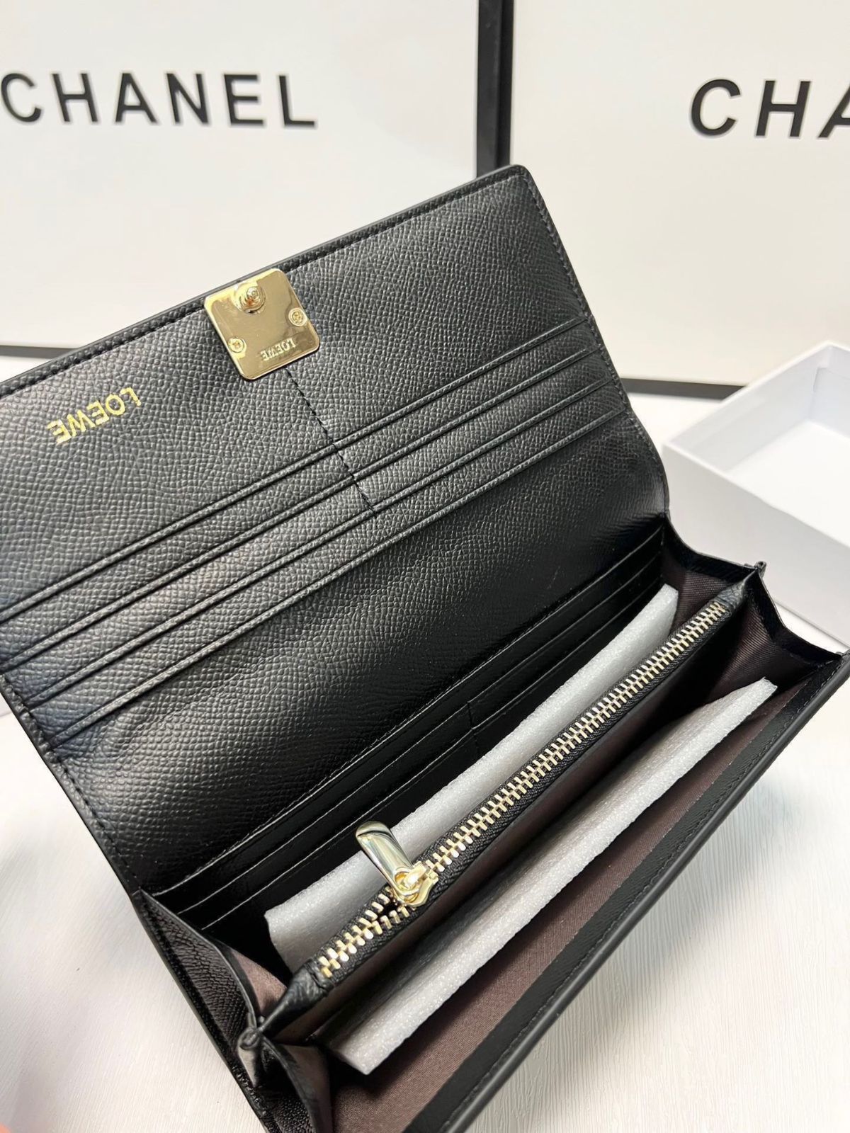 ロエベ長財布 LOEWE ロエベ スターモチーフ 長財布（小銭入れあり） カーフ