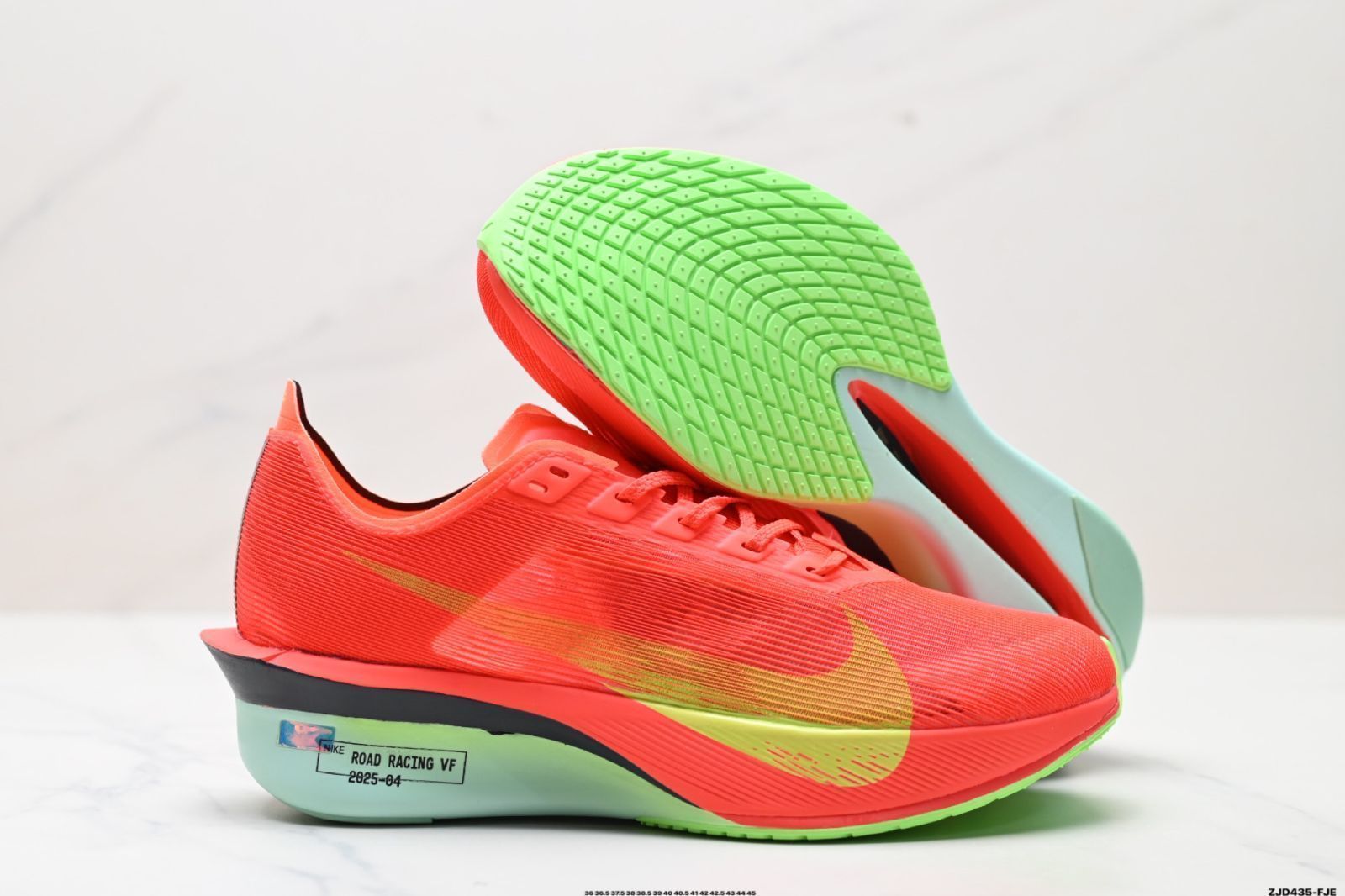 希少　限定品　NIKE VaporFly スパイクシューズ 27.5センチ Nike Vaporfly 4 Men's Road Racing Shoes. Nike JP