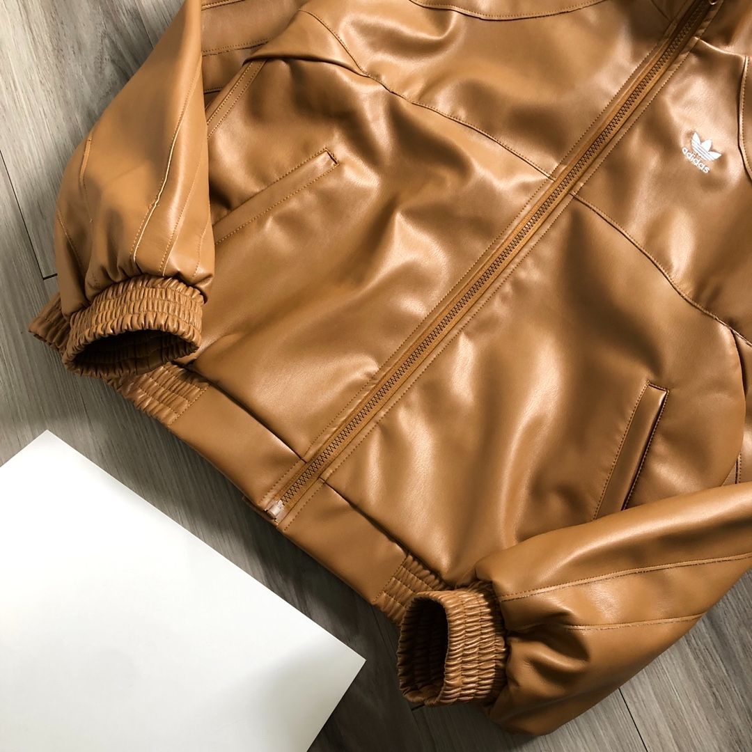 Adidas originals Faux L Jacketロゴ刺繍入りPUレザージャケット Adidas originals Faux L Jacketロゴ刺繍入りPUレザージャケット