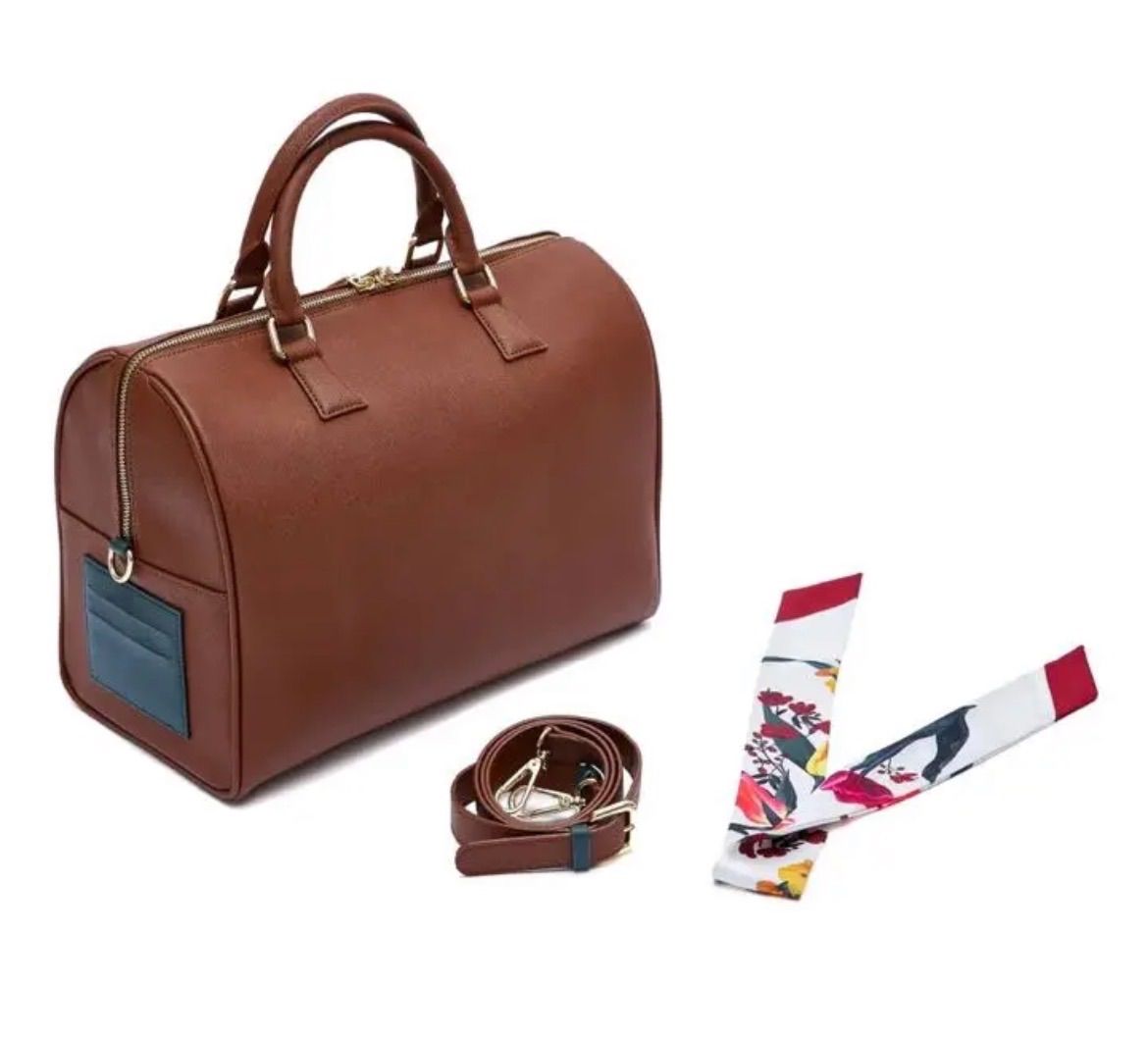 防弾少年団(BTS) - BTS  テヒョン V  MUTE BOSTON BAG  ボストンバッグ Amazon.co.jp: 手元にあります V MUTE BOSTON BAG ミュート