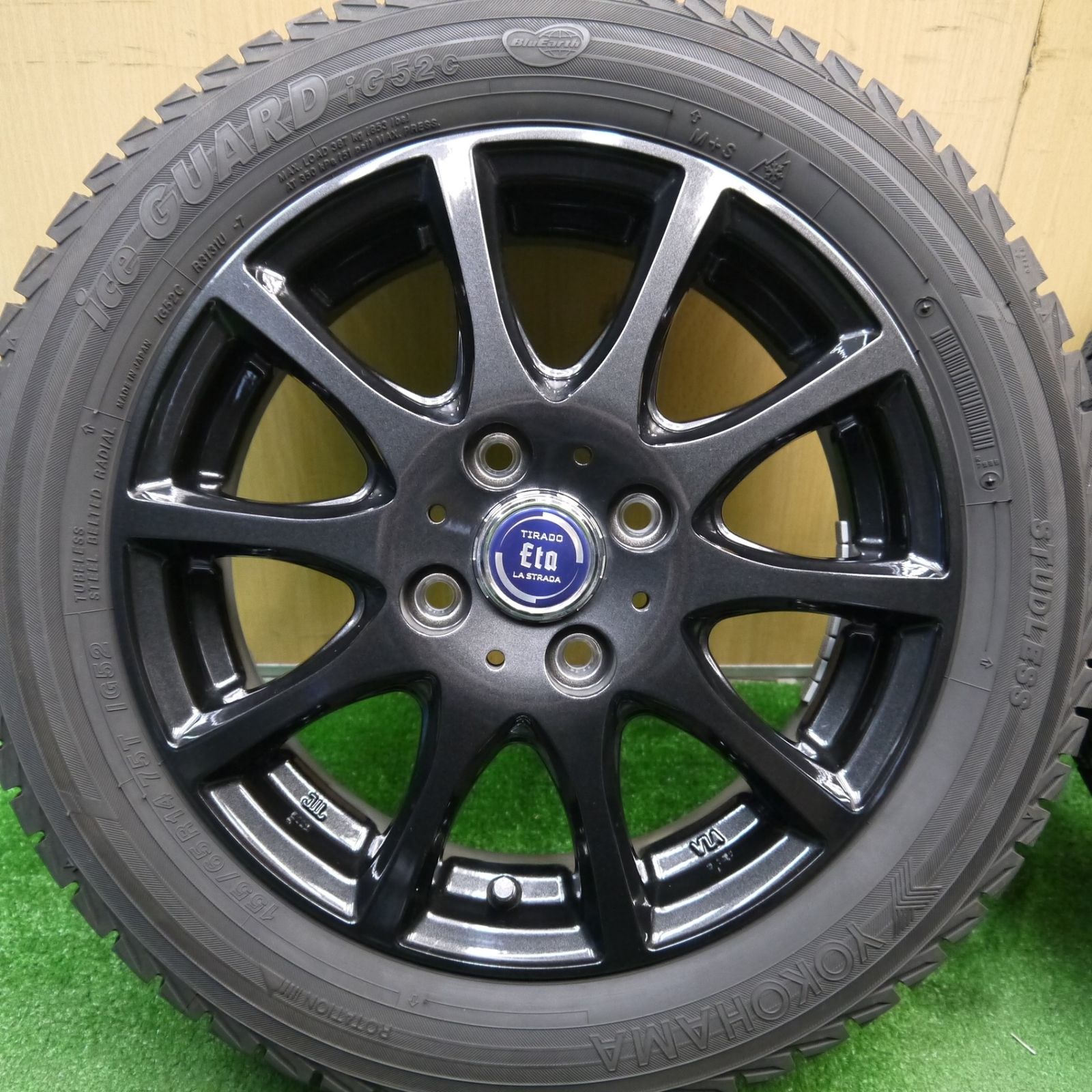 バリ溝！キレイ！9分☆155/65R14 ヨコハマ BluEarth-GT AE51 スチール 