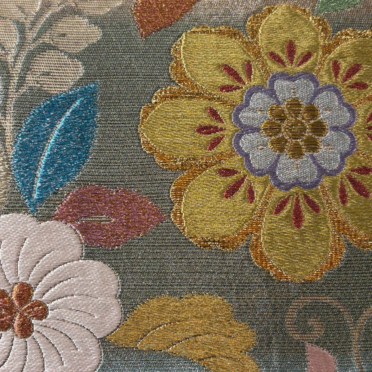 袋帯 秀品 花唐草 草花 金銀糸 箔 薄緑 全通 正絹