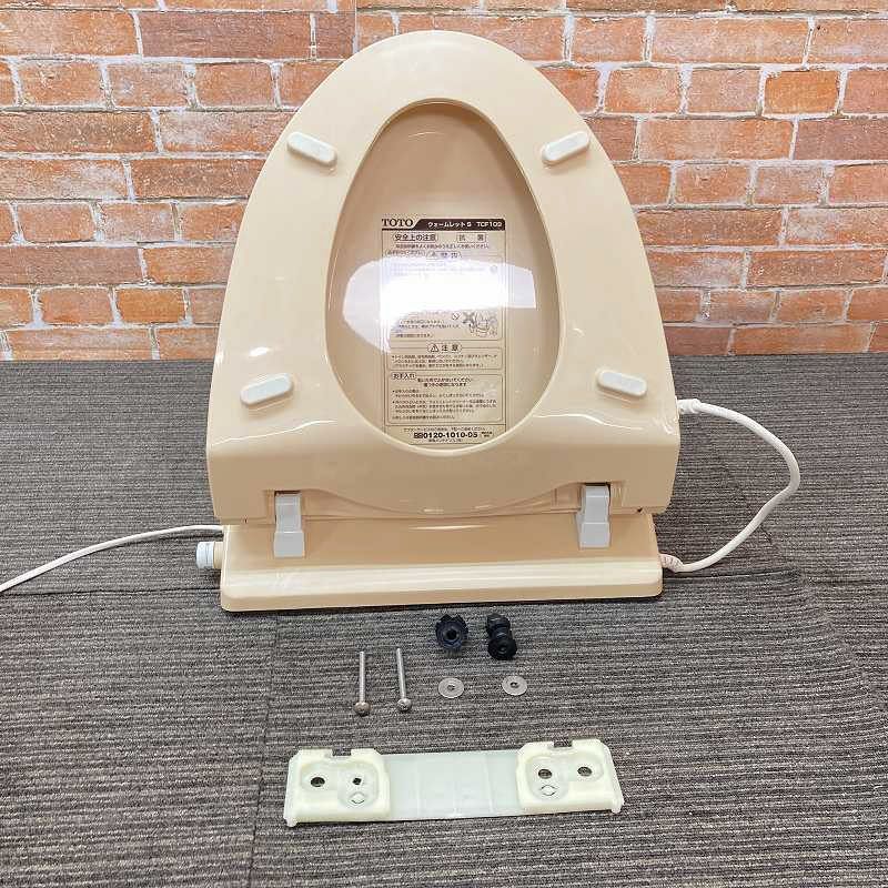 TOTO暖房便座ウォームレットS 24年製TCF116#SC1【中古品】 TOTO