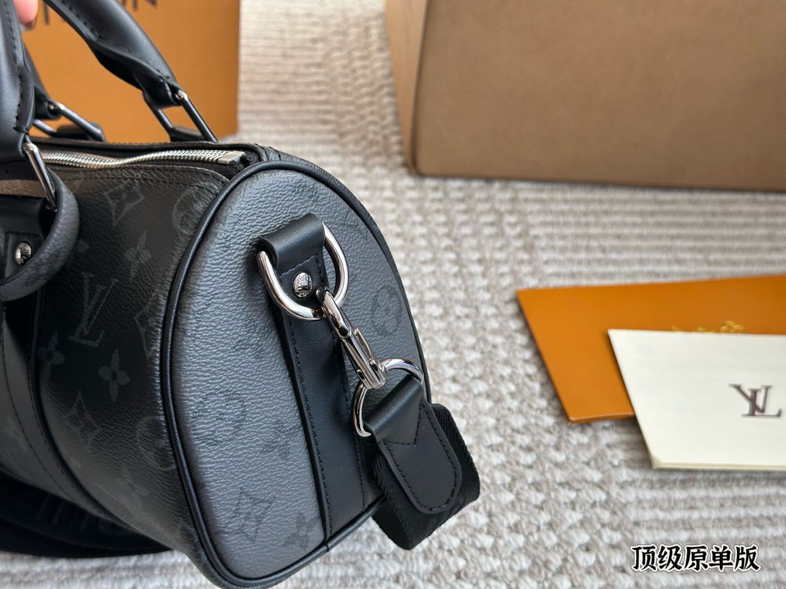 ルイ・ヴィトン X NIGO KEEPALL XS 牛革 ハンドバッグ Louis Vuitton x Nigo Keepall XS Monogram Blue in Denim