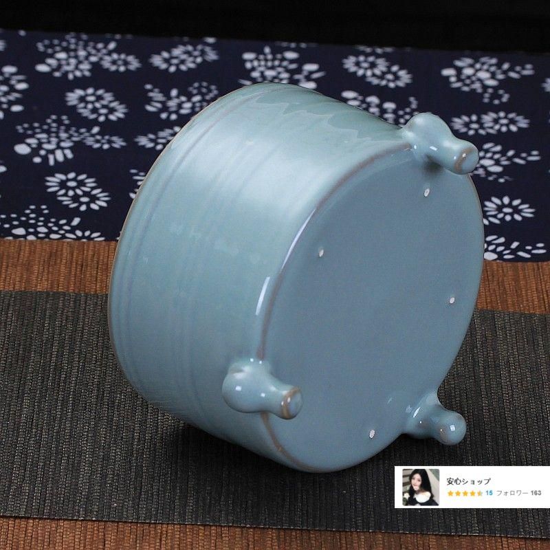 宋汝磁器の3つの足の筆洗をきます  文房 置物 景徳鎮 陶磁器 工芸品 美術品 宋汝磁器の3つの足の筆洗をきます 文房 置物 景徳鎮 陶磁器 工芸