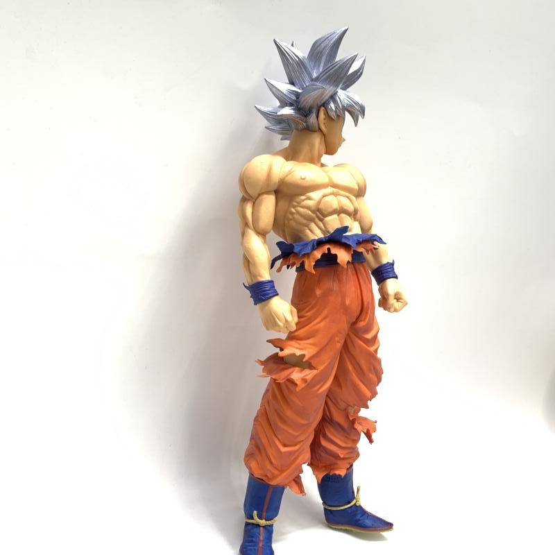 孫悟空フィギュア　ペイント済み完成品　中古　台座付き 1/9 IMAGINATION WORKS 孫悟空 | 鉄道模型・プラモデル