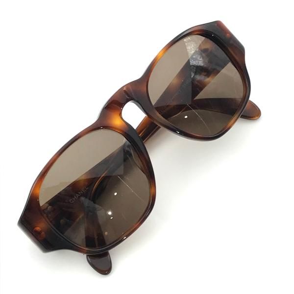 美品 CHANEL シャネル サイド ココマーク べっ甲調 サングラス アイウェア 茶色xゴールド m10947 CHANEL シャネル サイド ココマーク べっ甲調 サングラス アイウェア