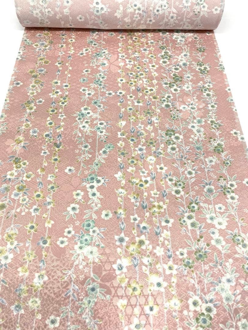 小紋 紋意匠 綸子ちりめん 京友禅 全体柄 正絹 反物 小紋 紋意匠 綸子ちりめん 京友禅 全体柄 正絹 反物 - メルカリ