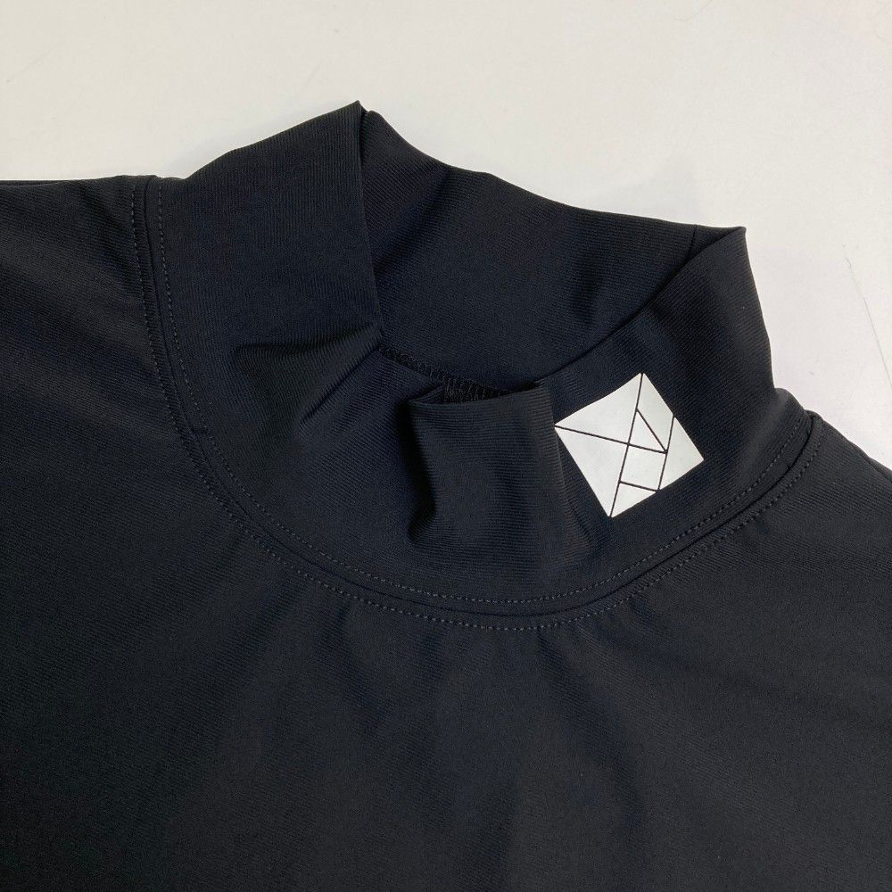 サイズ：S TANGRAM　タングラム  ハイネック 半袖Tシャツ  ブラック系 [240101343214] ゴルフウェア メンズ ストスト サイズ：S TANGRAM タングラム ハイネック 半袖Tシャツ ブラック