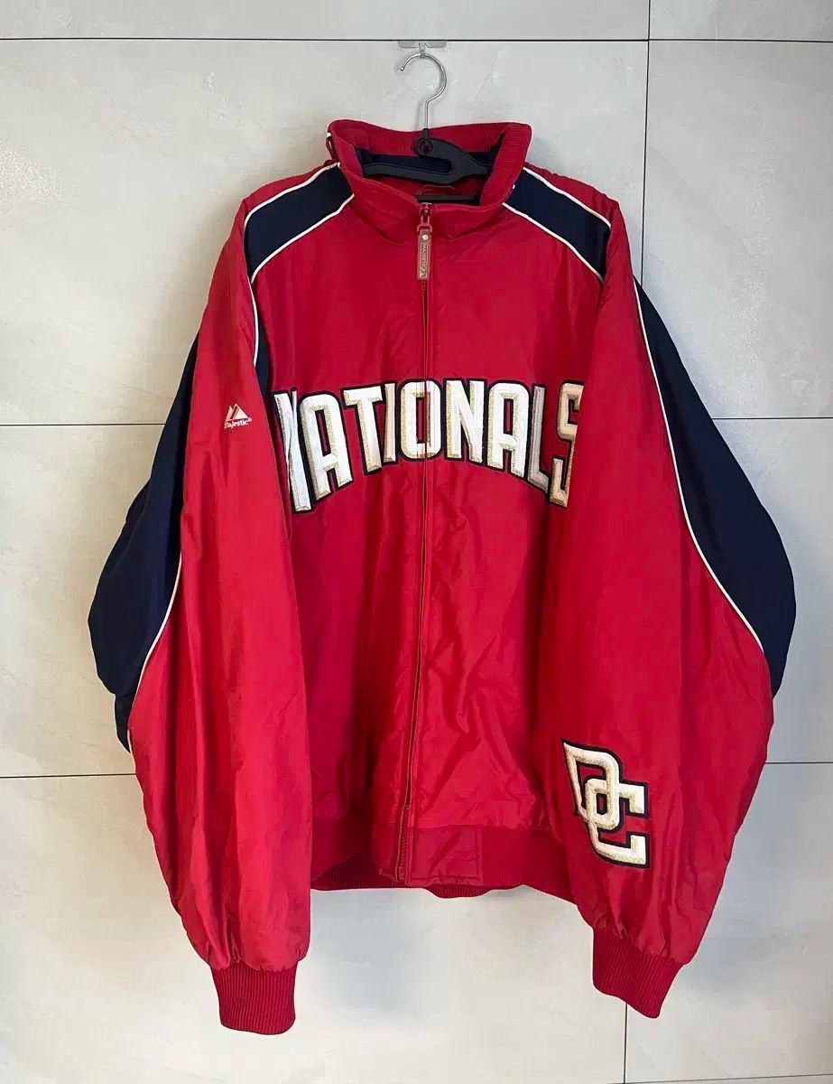Majestic マジェスティック ウォッシュ ナショナルズ 野球 ジャケット アウター 2 XL size