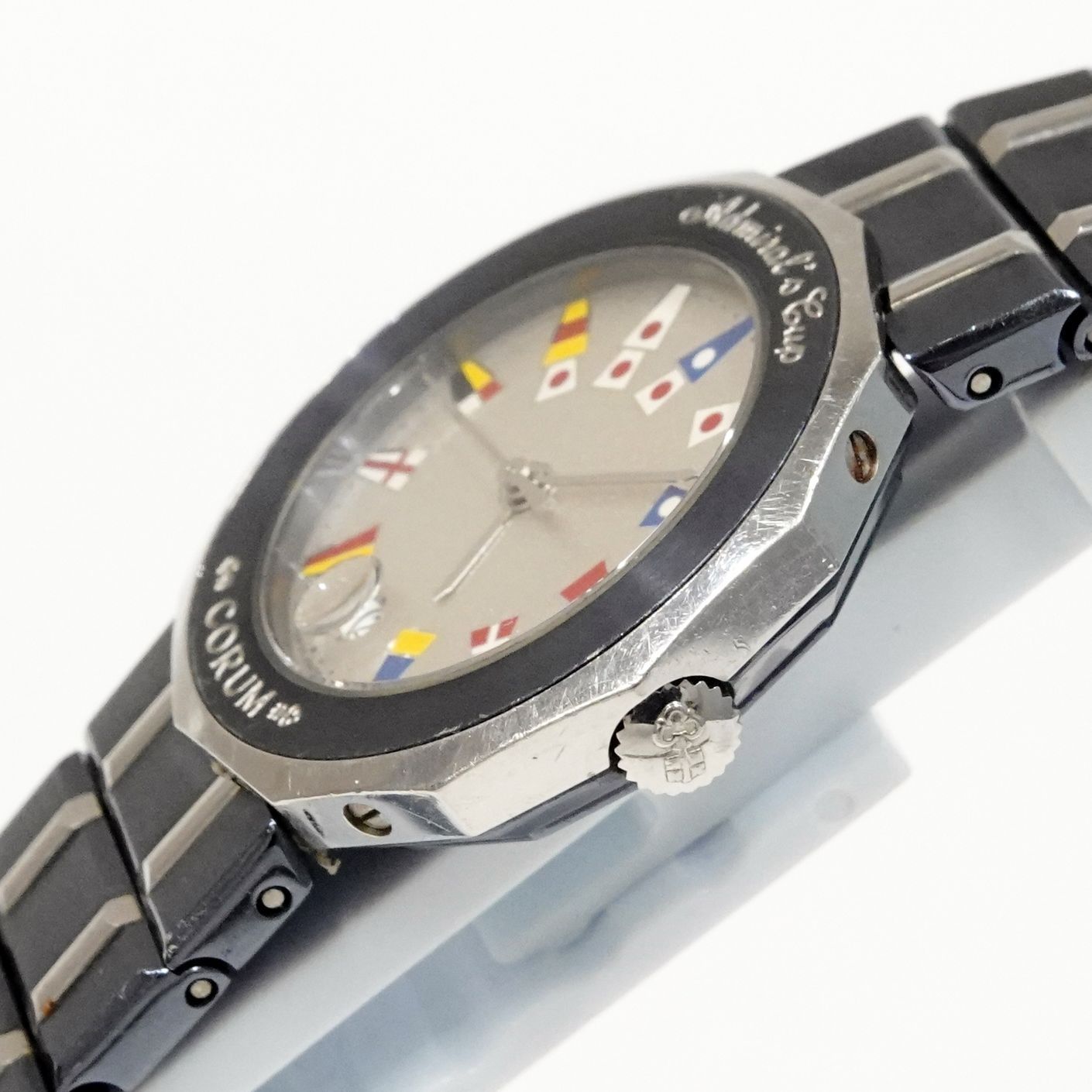 極めて希少 糸魚川本翡翠 グレージュx鮮緑 金山系　勾玉大粒唯一無二　R934 極めて希少 糸魚川本翡翠 グレージュx鮮緑 金山系 勾玉大粒唯一無二