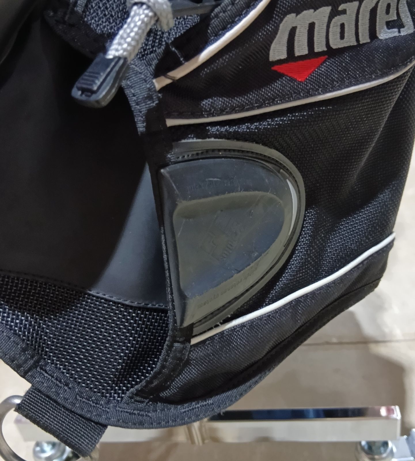 mares -  Mares マレス ドラゴン エアトリム Mサイズ BCD 中古 Mares マレス ドラゴン エアトリム Mサイズ BCD 中古 - メルカリ