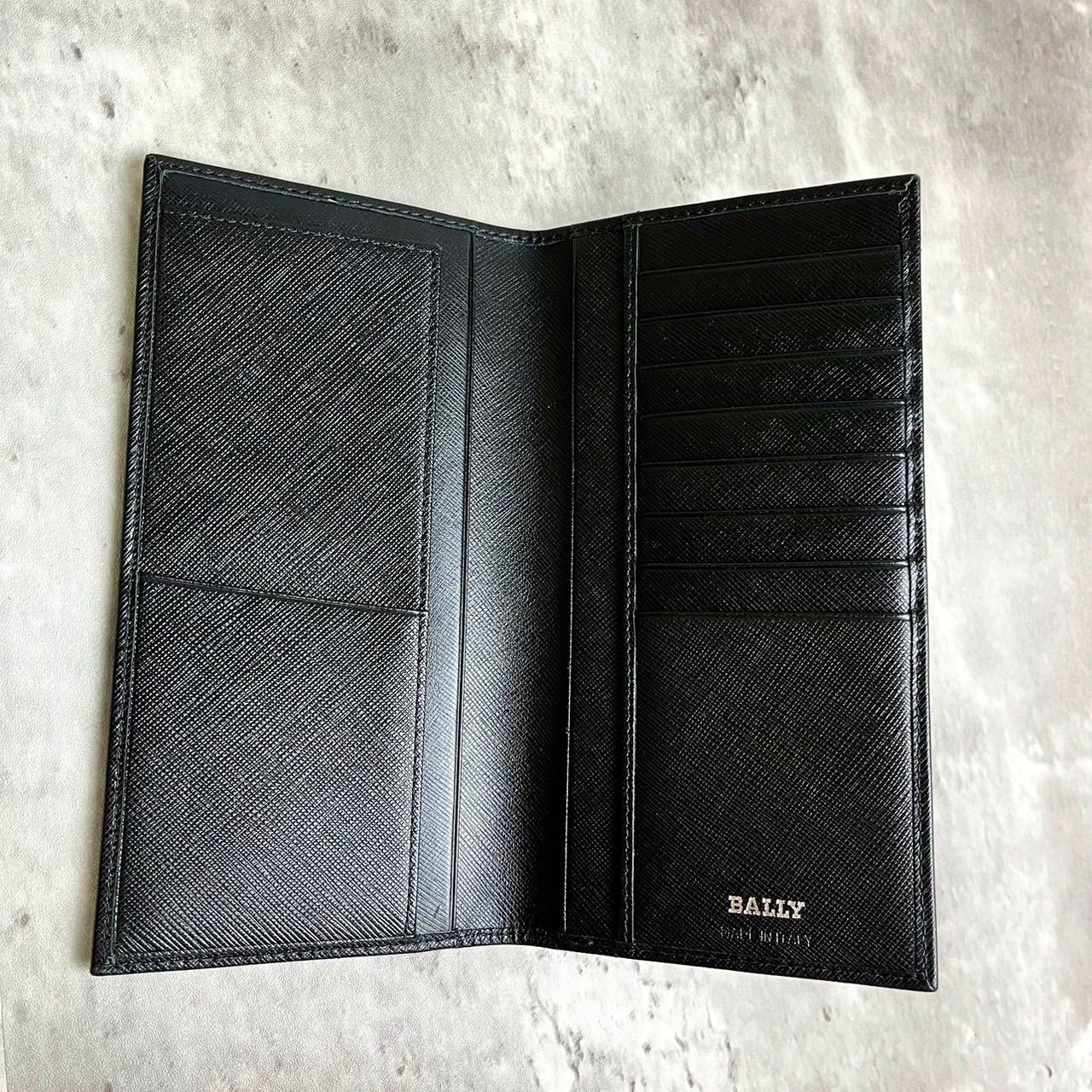 ✨極美品✨ BALLY バリー 二つ折り財布 長財布 シルバー金具 ロゴ型 