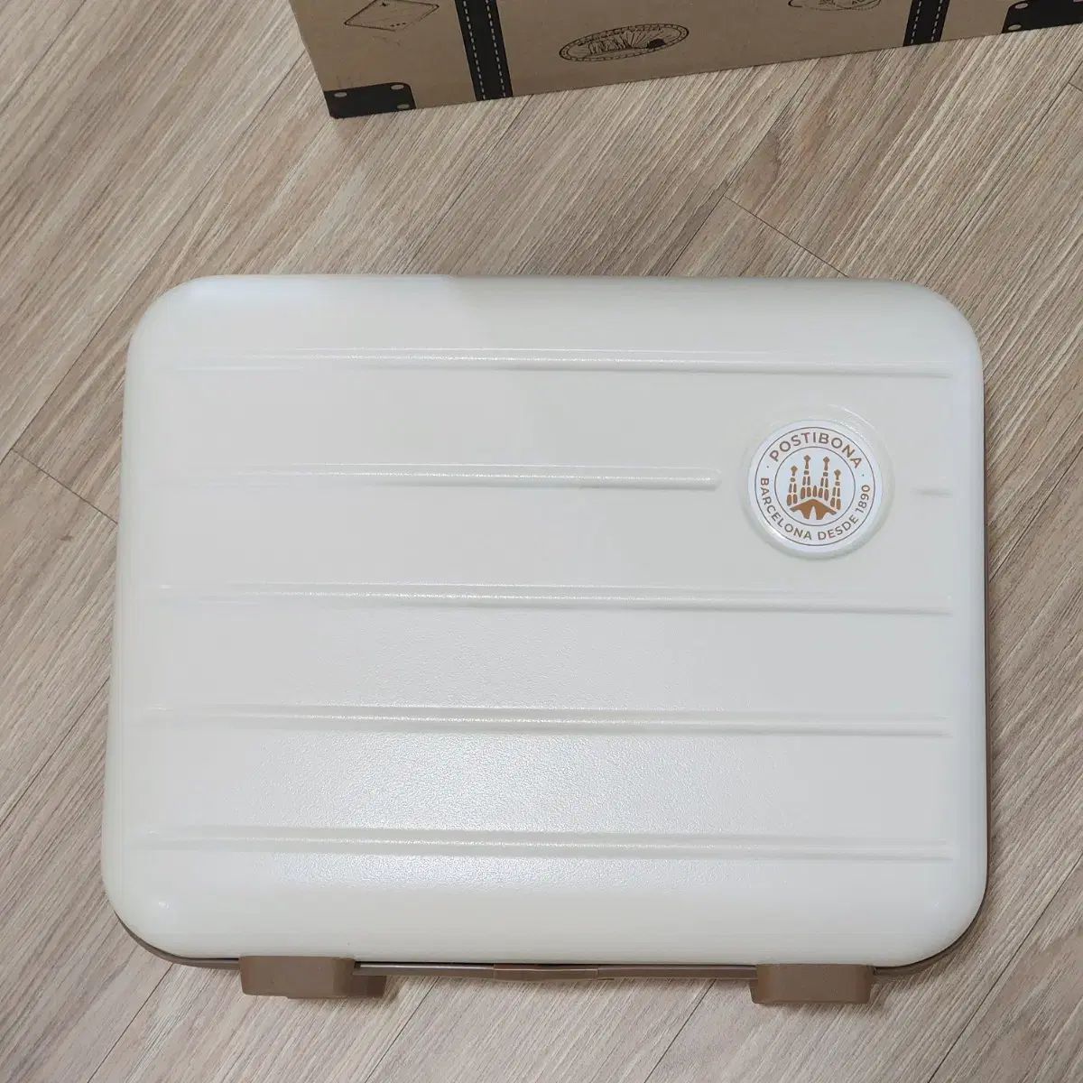 ミニキャリーケース