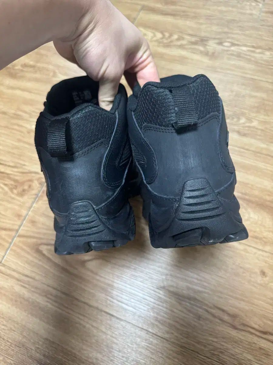 MERRELL メレル