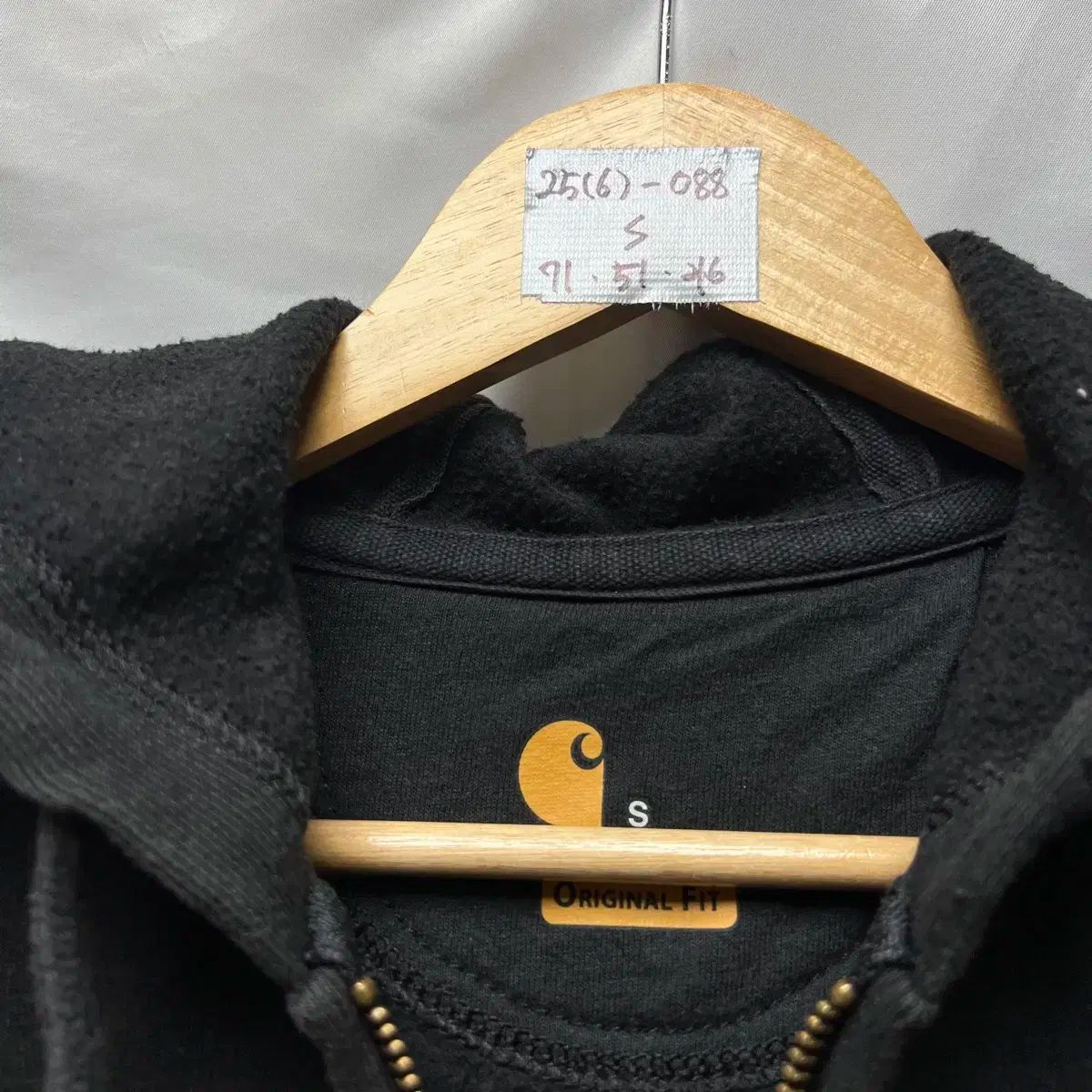 純正品/ S Carhartt(カーハート) オリジナルフィット 黒 フード