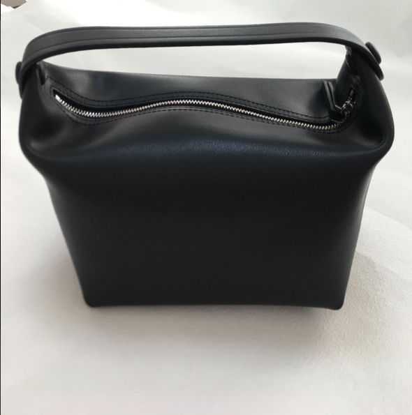 未使用 THE ROWザロウ Les bains bag レザーバッグ トートバッグ黒