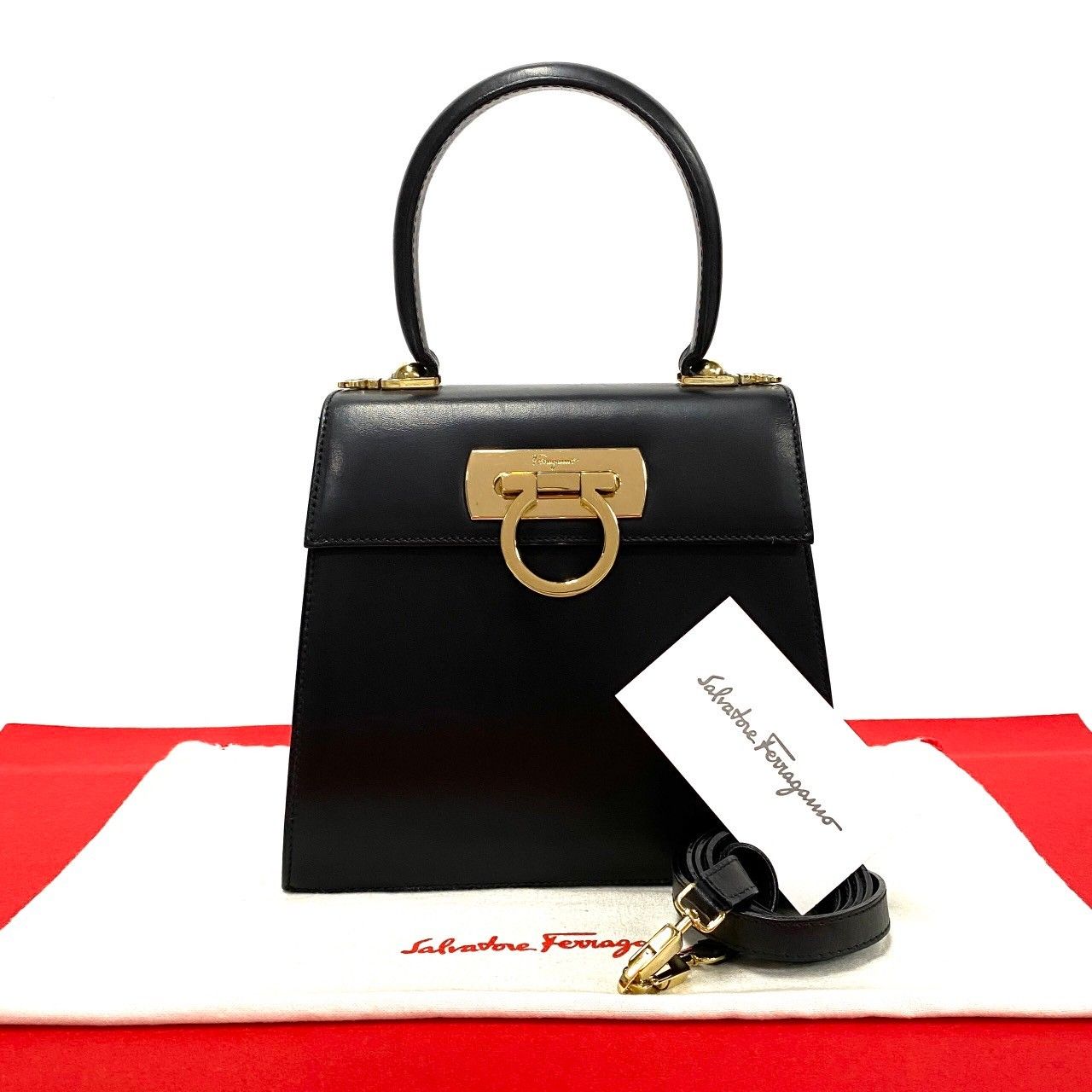 極 美品 Salvatore Ferragamo サルヴァトーレフェラガモ ガンチーニ