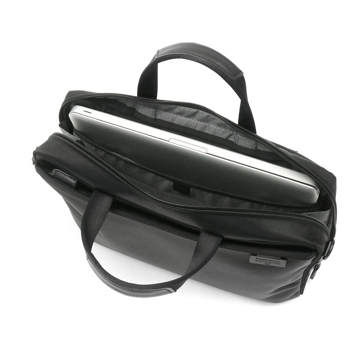 ブリーフケースS 14インチPC収納可