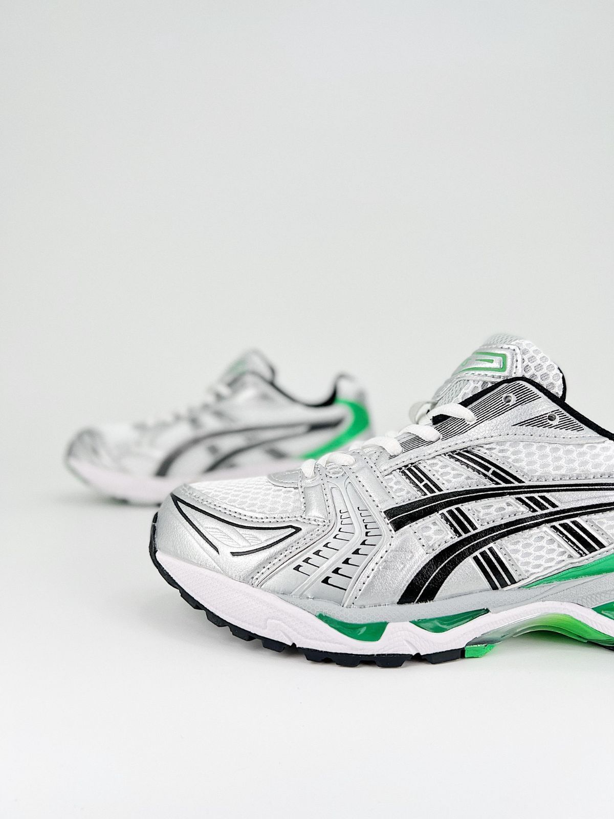 ASICS GEL-KAYANO 14 WHITE/MALACHITE GREEN 1201A019-110