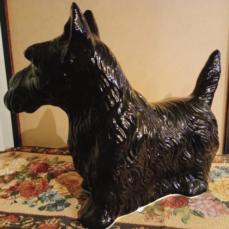 スコティッシュテリア 黒 犬の置物 オブジェ 陶製 インテリア - メルカリ