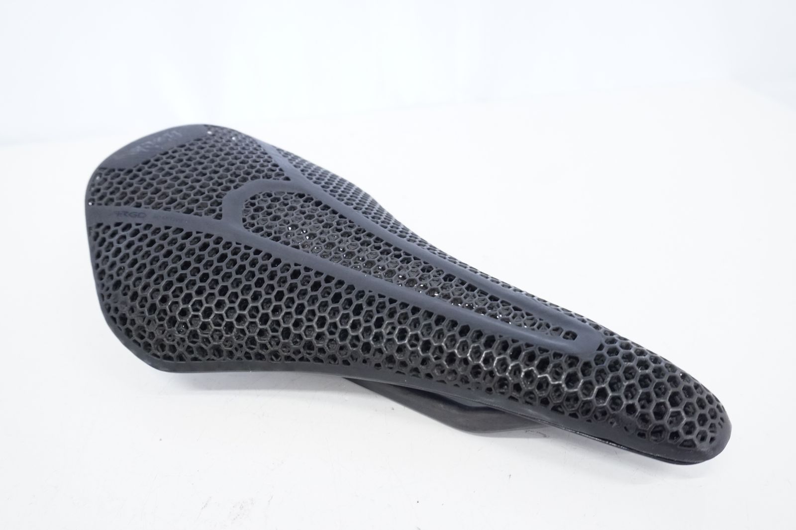 FIZIK フィジーク VENTO ARGO 00 ADAPTIVE サドル | バイチャリ浜松店