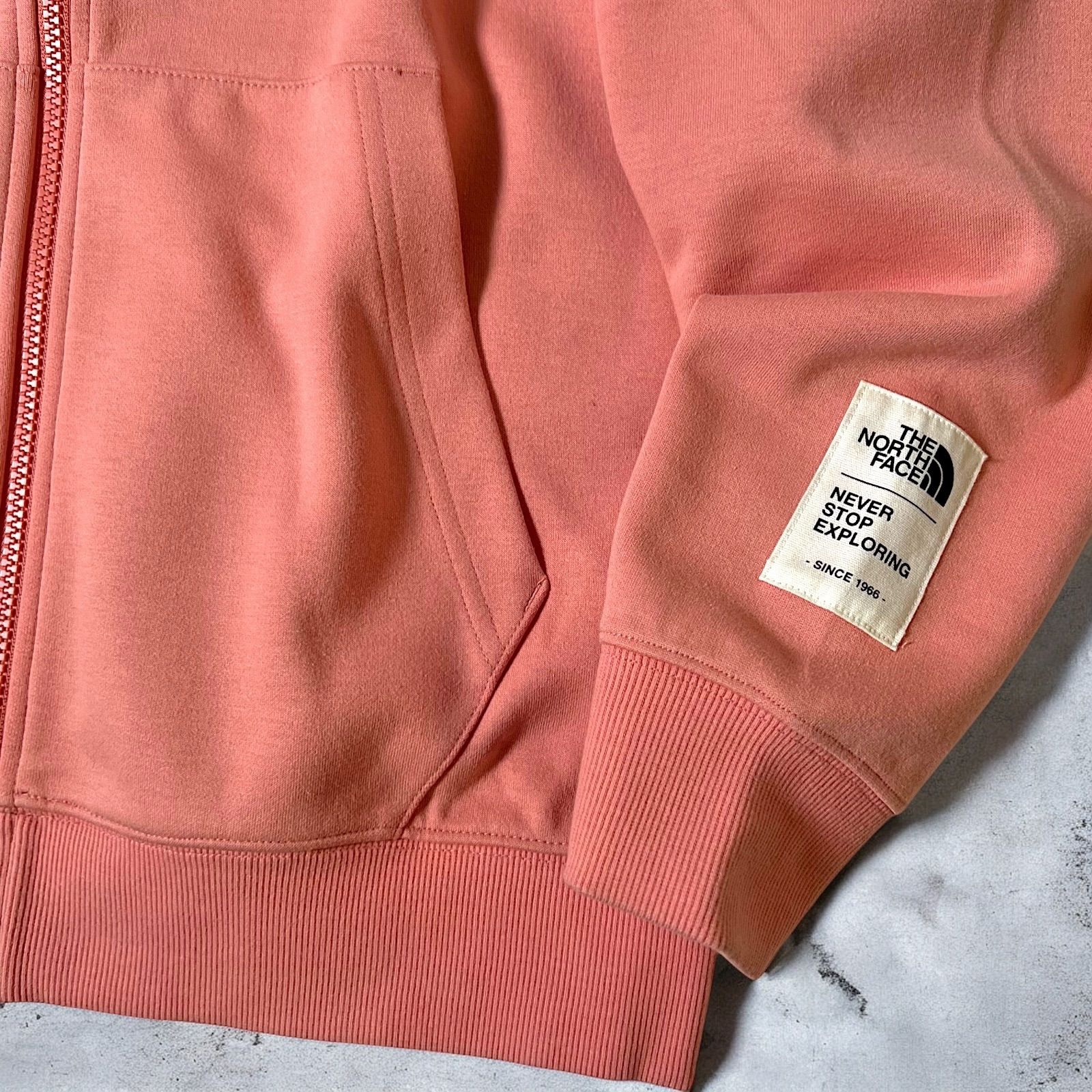 新品 THE NORTH FACE ノースフェイス TNF ESSENTIAL HOODIE ZIP UP 速