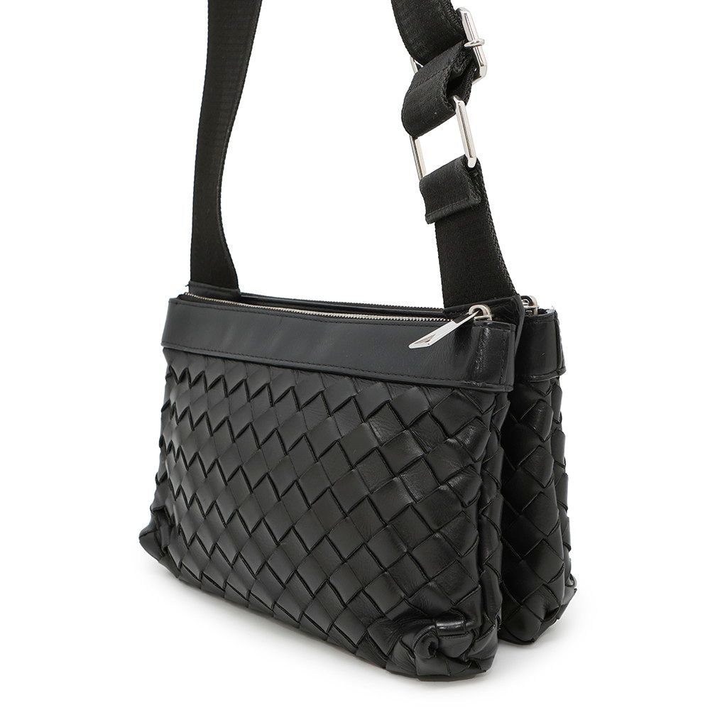 Bottega Veneta ボッテガヴェネタ ショルダーバッグ 黒 BOTTEGA VENETA ボッテガヴェネタ ショルダーバッグ イントレ