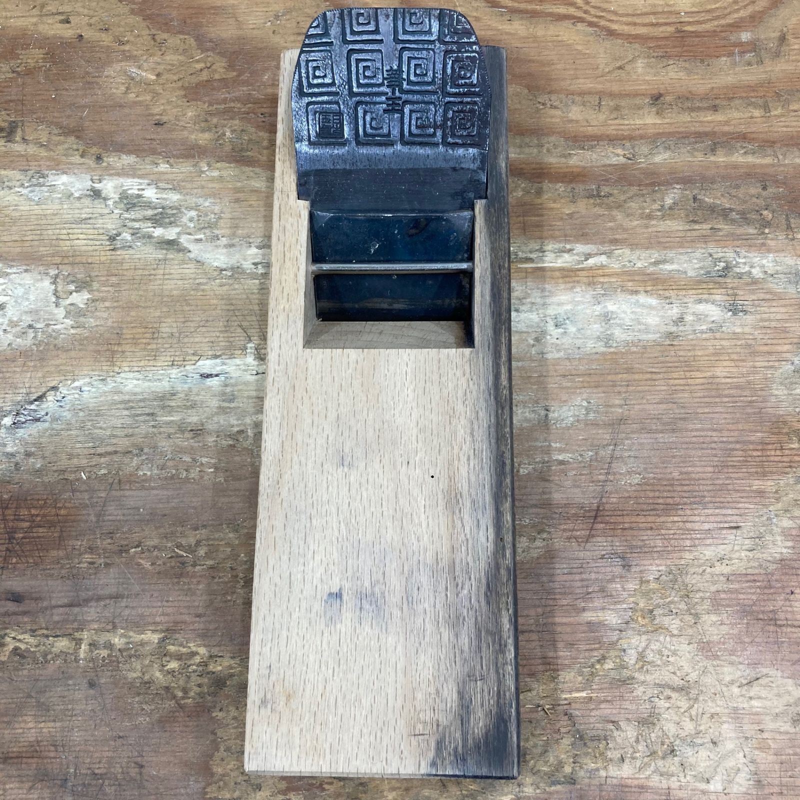 華王　鉋　刃幅：約63mm　錆有【柏店】