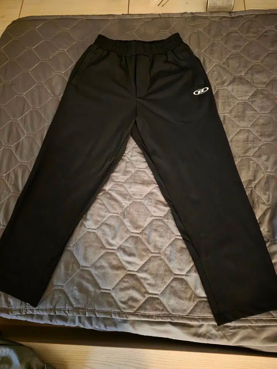 3 BORN TO WIN アクティブ スリム パンツ ブラック || トレーニングウェア 圧倒する DOM フリーダム ALLRIGHT