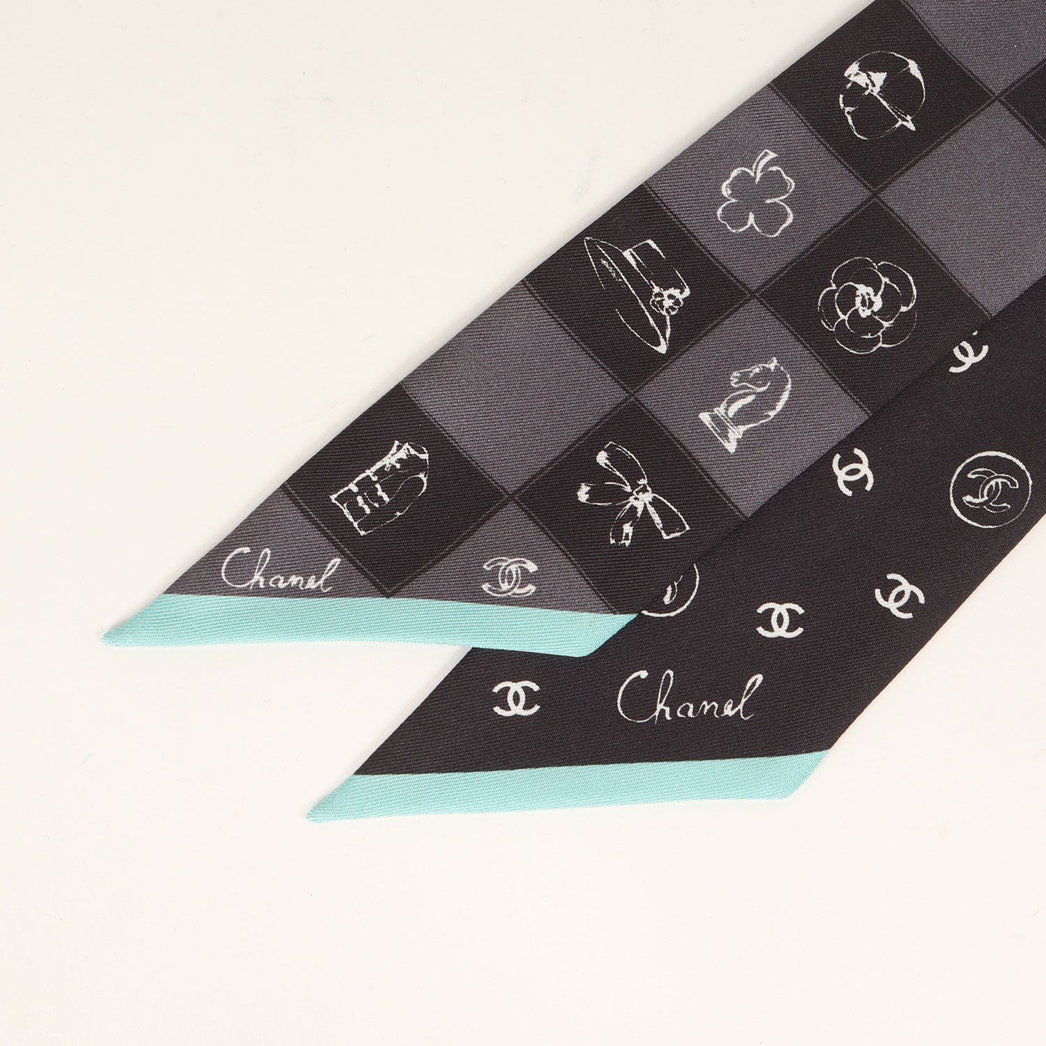 美品】CHANEL シャネル スカーフ 黒 緑 ブラック グレー グリーンFREE 