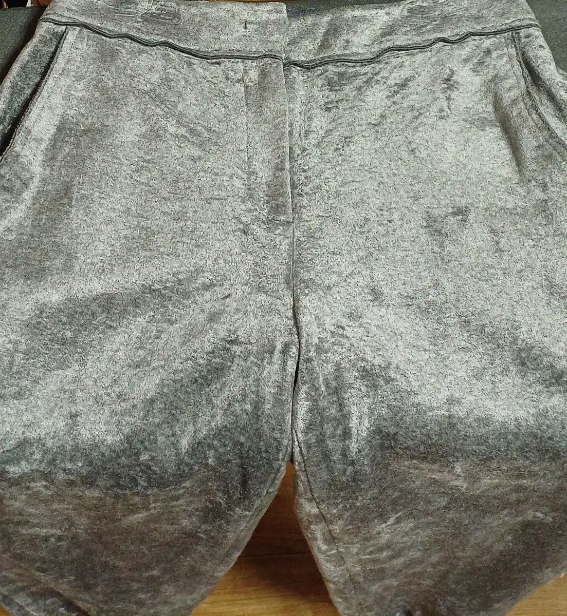 The HANDSOME OBZEE オブジェ ベロア ジョガー パンツ 55