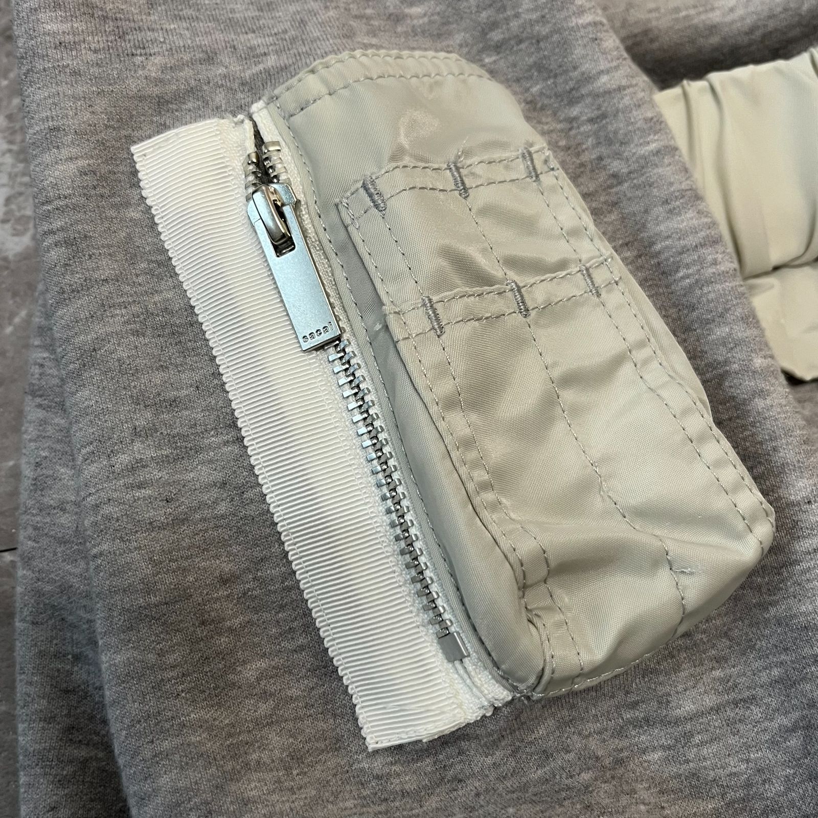 sacai サカイ⚫︎23SS 23-06558 ビスチェドッキングダブルジップ