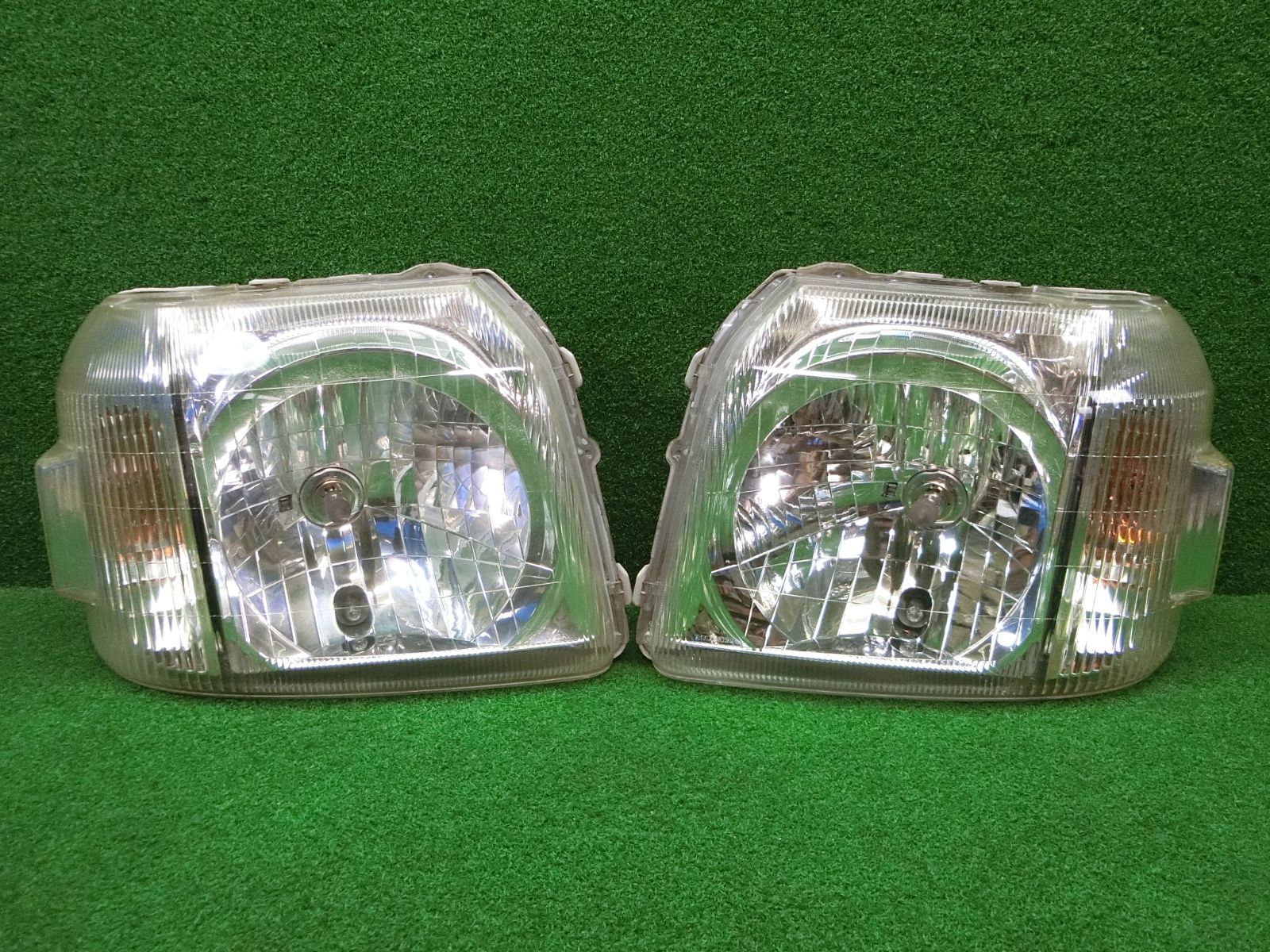 11694 コーティング済 ホンダ アクティバン HH5 HH6 ヘッドライト 左右セット KOITO 100-22630 研磨済 破損なし レベライザー 済