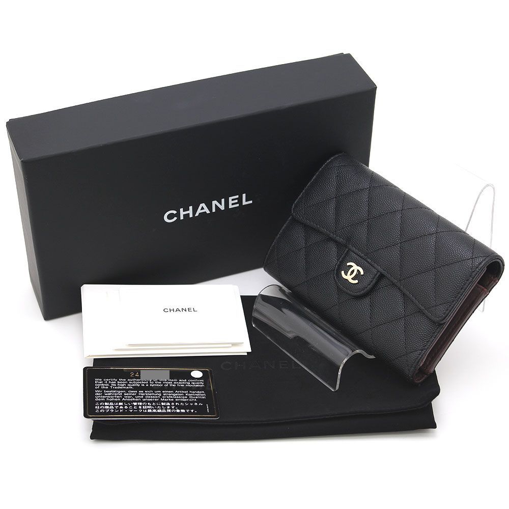 中古 良品】シャネル CHANEL 三つ折り財布 マトラッセ ミディアム 