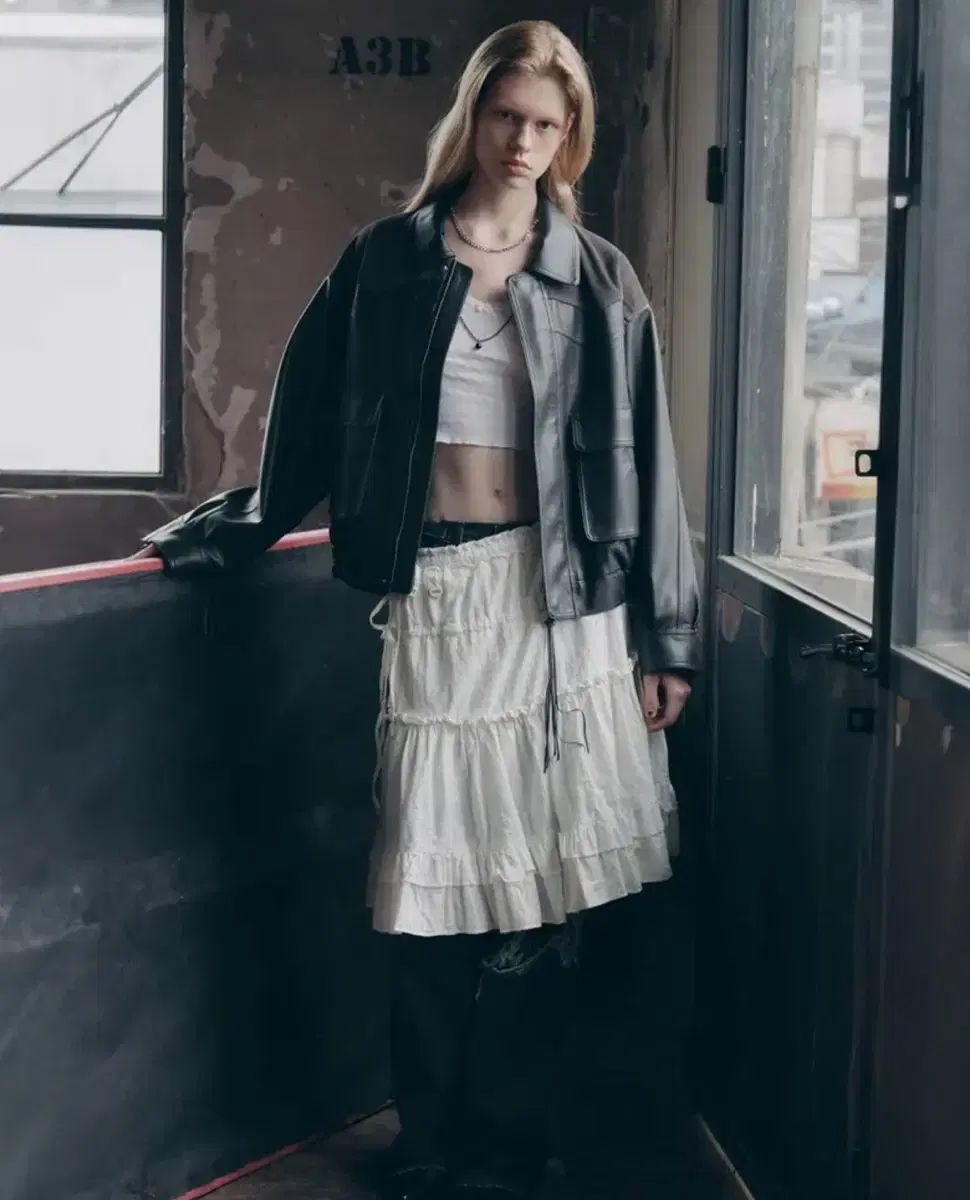 エズィフカリ フリル ミディ スカート