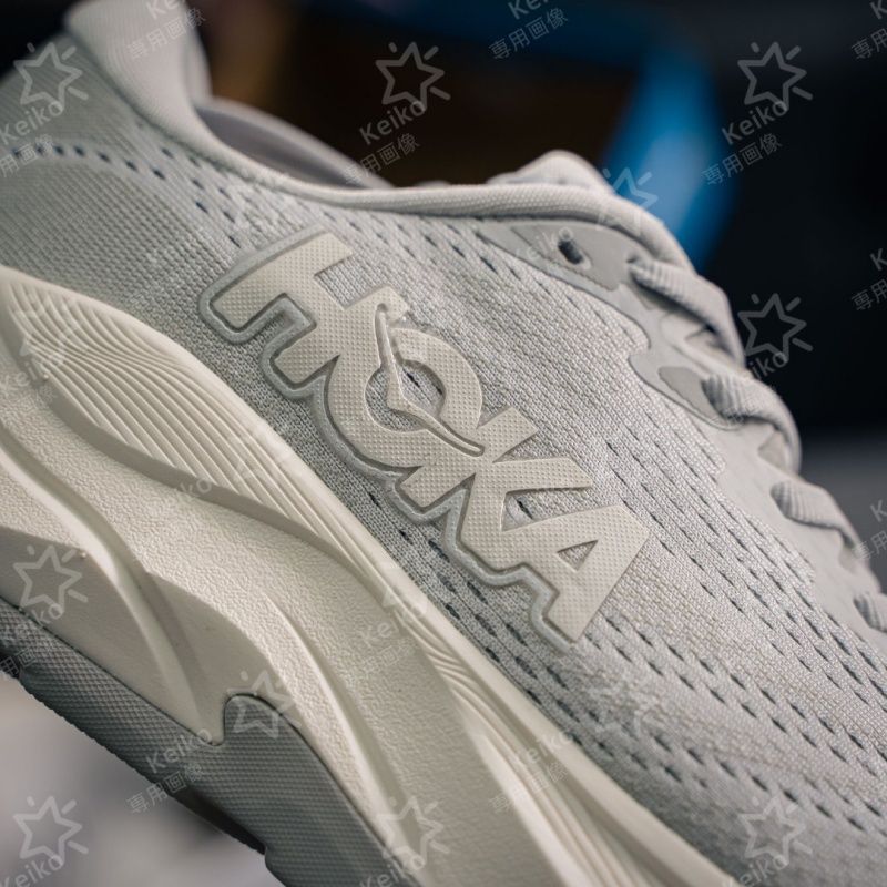 HOKA ONE