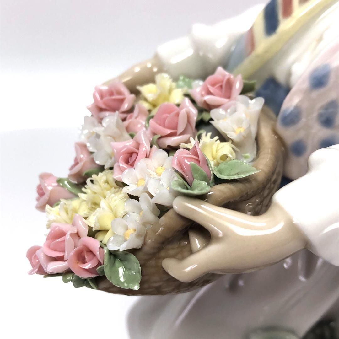 リヤドロ バレンシアの花