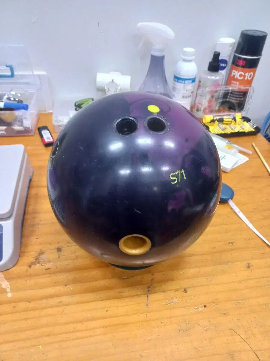 中古ボーリングボール 15p ハニーバジャー - メルカリ