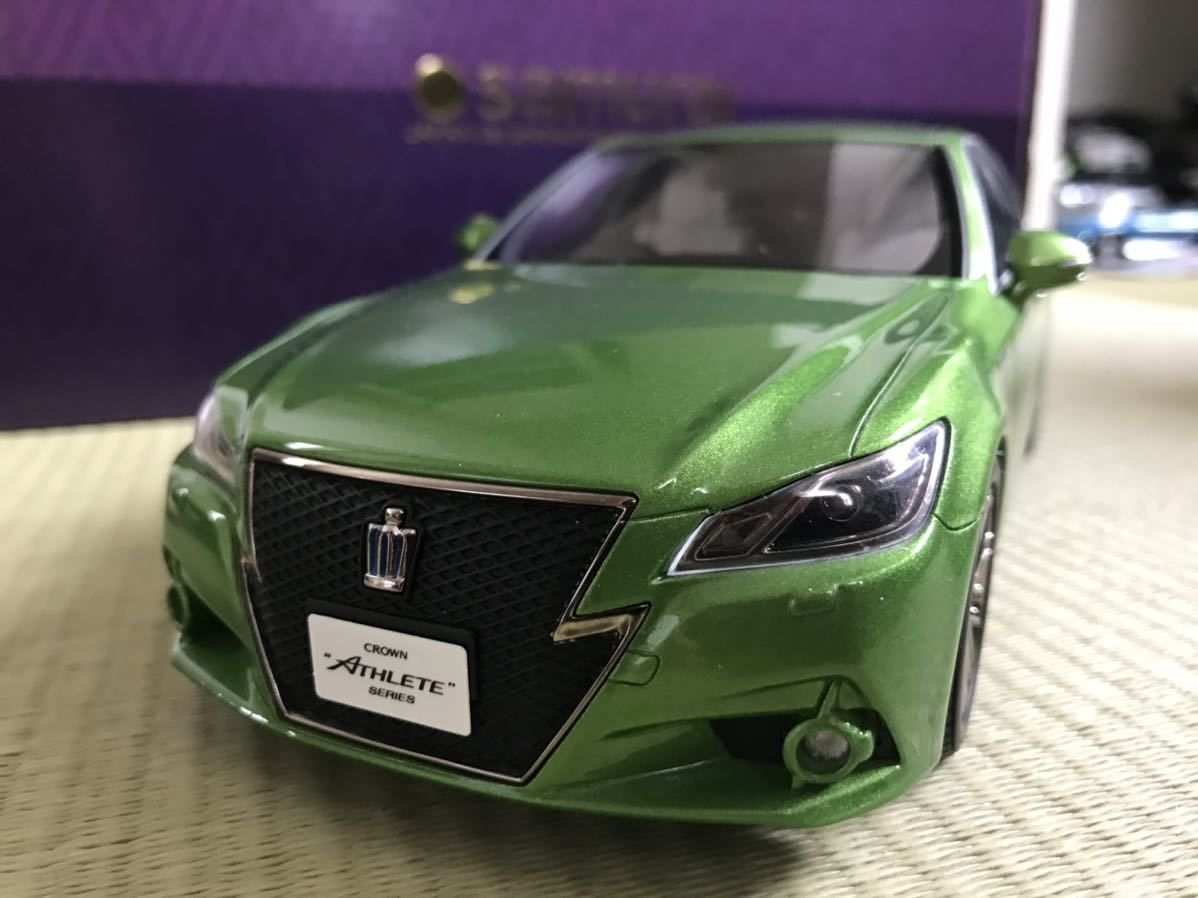 京商 Kyosho トヨタクラウンハイブリッド Toyota Crown Athlete