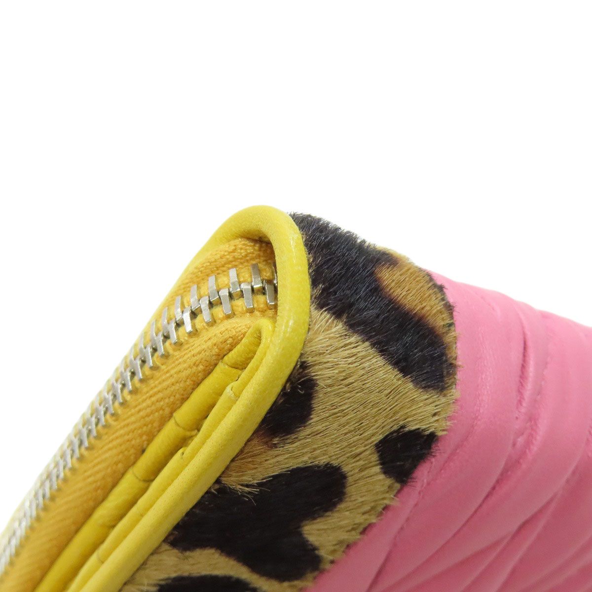 ミュウミュウ