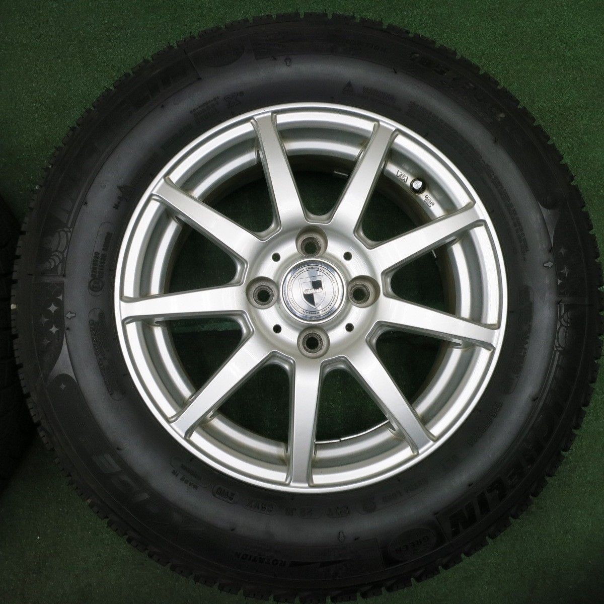 *送料無料* バリ溝！キレイ！8.5分★スタッドレス 185/70R14 ミシュラン X-ICE XI3 GMach 14インチ  PCD100/4H★4040301NJノ