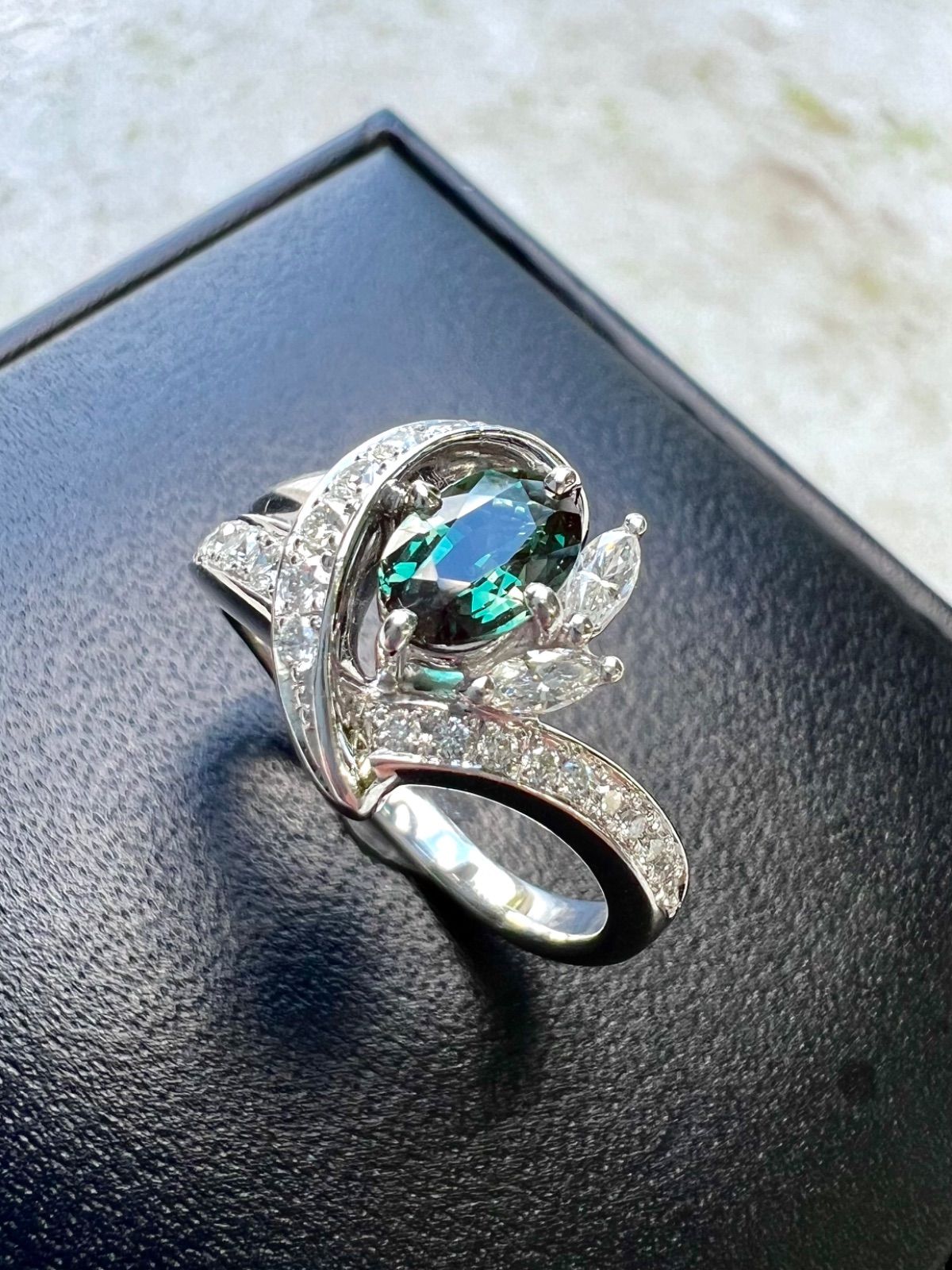 ロイヤルグレード Pt900 ブラジル産アレキサンドライト